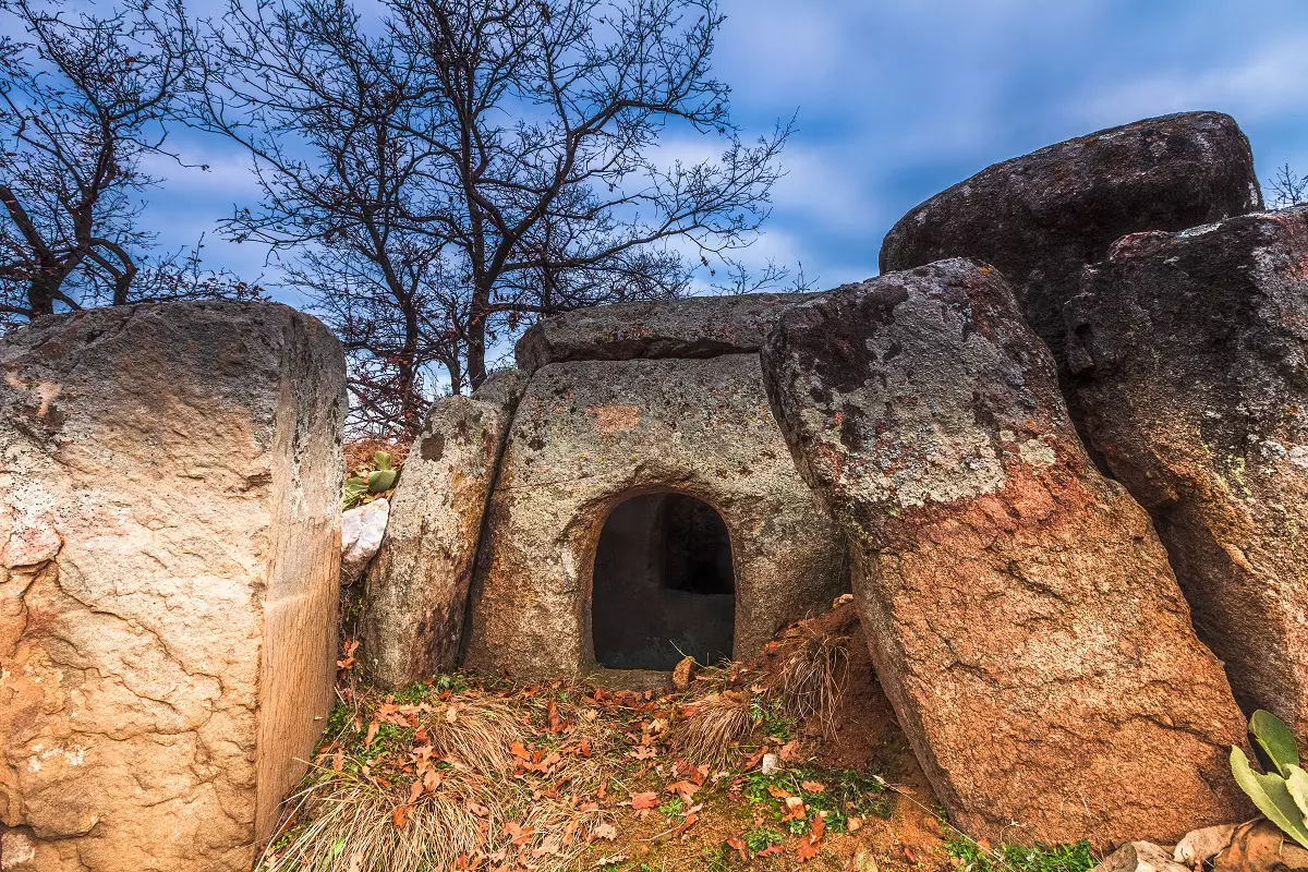 Долмен Начеви чаири