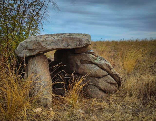 Долмен Левка