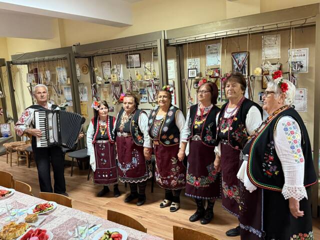 8 март в село Доситеево